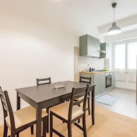 Casa Elsa piazza Mazzini-2
